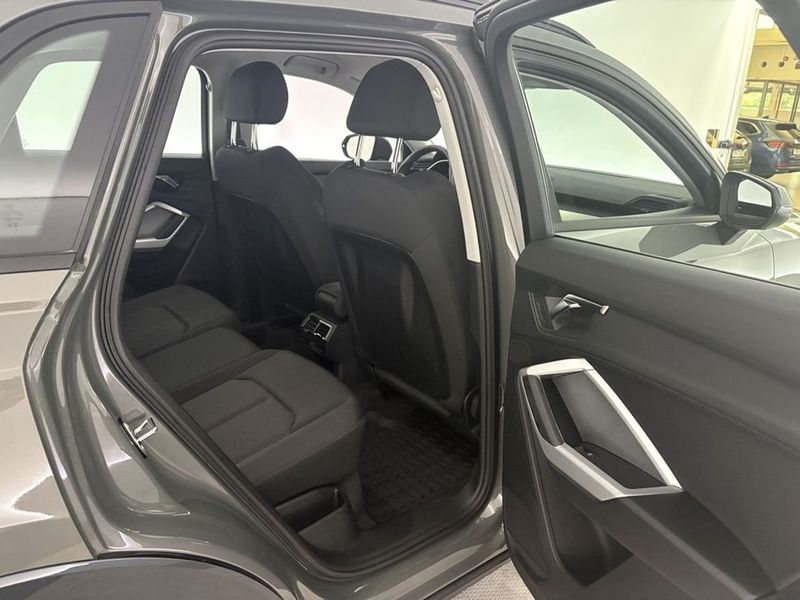 Audi Q3 bild 12
