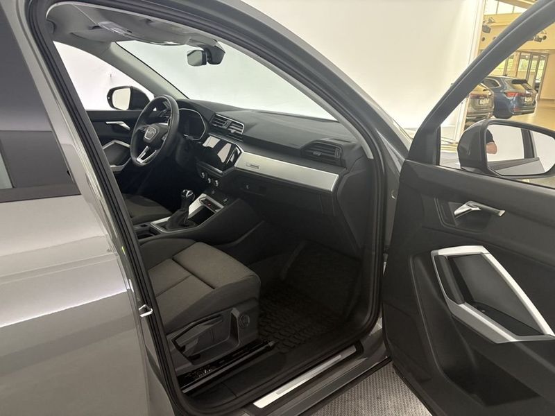 Audi Q3 bild 13