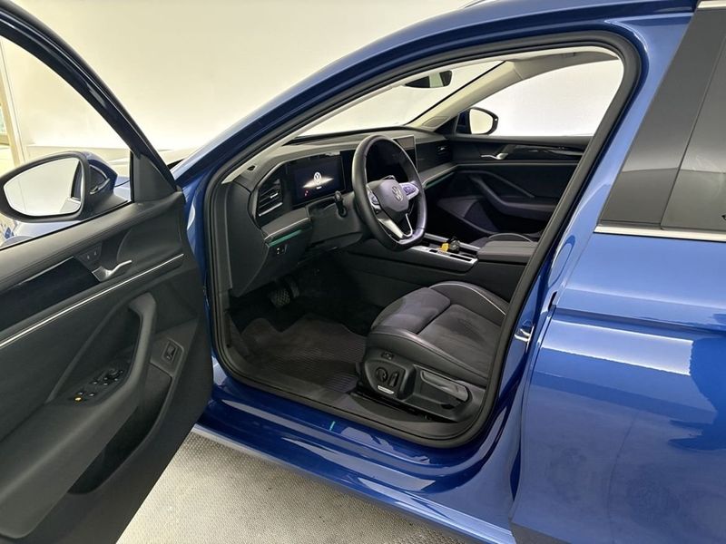 Volkswagen Passat bild 8