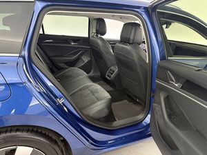 Volkswagen Passat bild 13