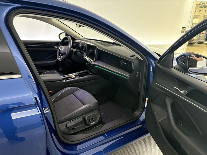 Volkswagen Passat bild 14