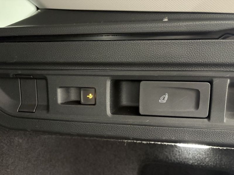 Volkswagen Passat bild 11