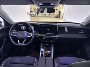 Volkswagen Passat bild 19