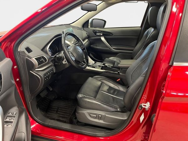 Mitsubishi Eclipse Cross Drag/P-Värmare/360kamera/Headup/... - 2018