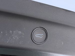 Tesla Model Y bild 13