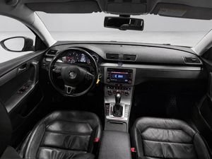 Volkswagen Passat bild 7