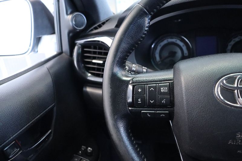 Toyota Hilux bild 9