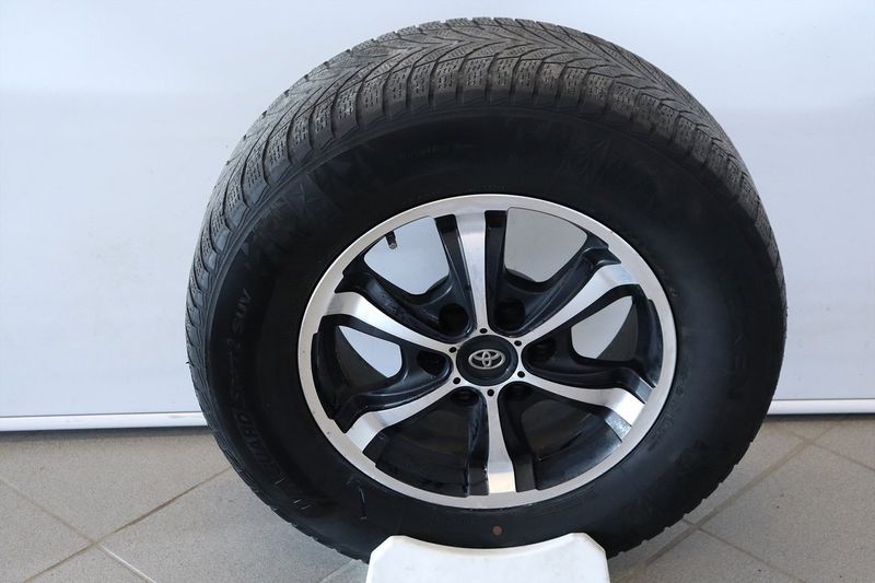 Toyota Hilux bild 16