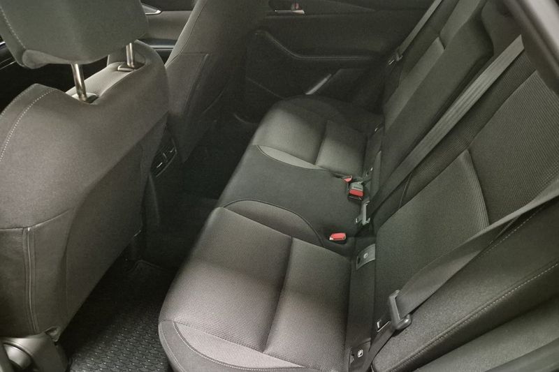 Mazda CX-30 bild 8