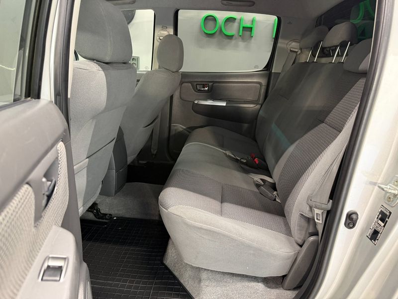 Toyota Hilux bild 11