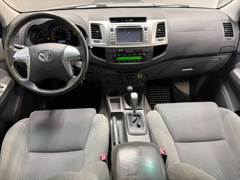 Toyota Hilux bild 14
