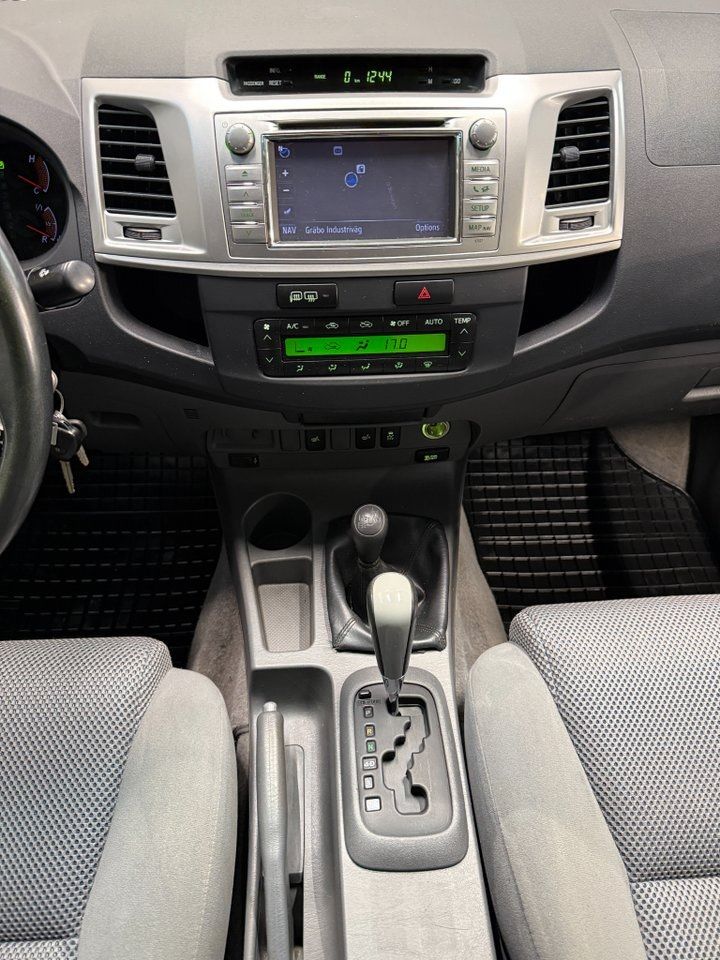 Toyota Hilux bild 17