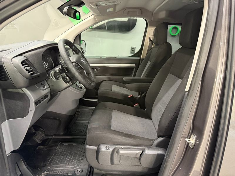 Toyota Proace bild 9