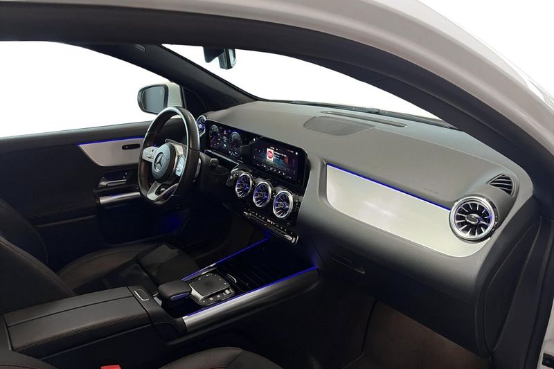 Mercedes GLA250 bild 6