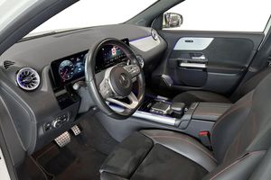Mercedes GLA250 bild 7