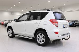 Toyota RAV4 bild 5