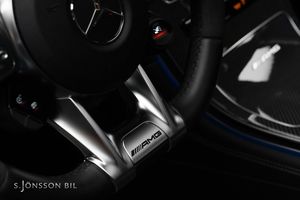 Mercedes GLC63 AMG bild 24