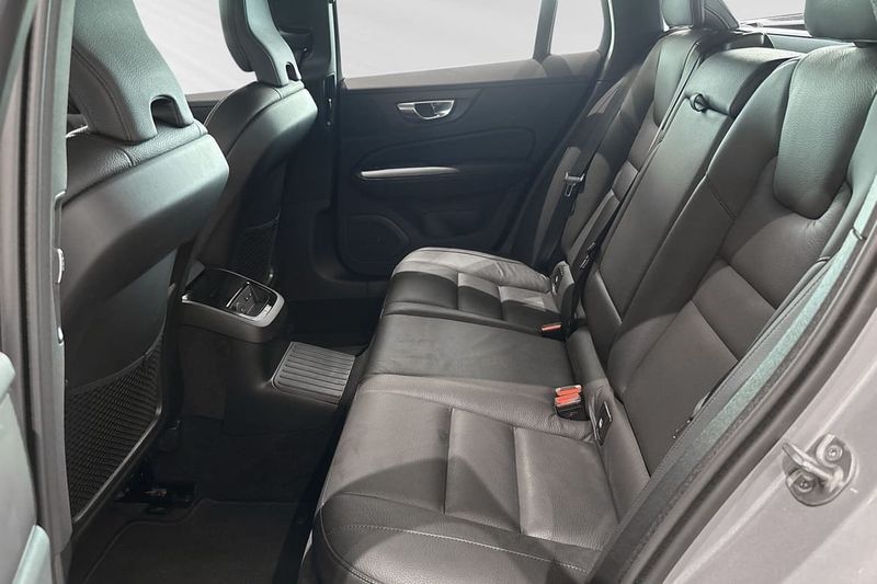 Volvo V60 bild 8