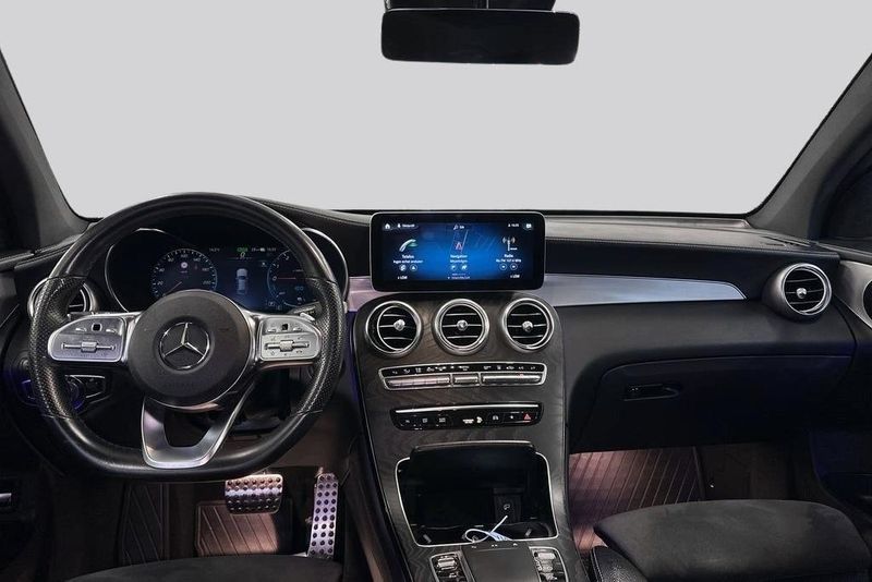 Mercedes GLC300 bild 7