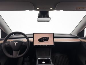 Tesla Model Y bild 14