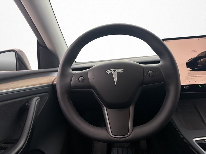 Tesla Model Y bild 20