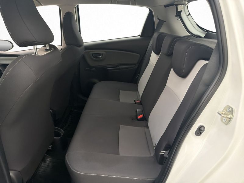 Toyota Yaris bild 17