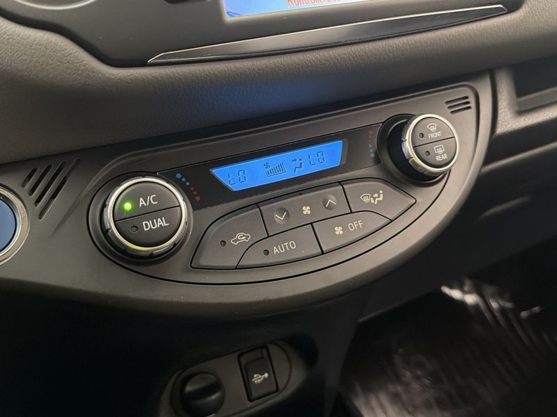 Toyota Yaris bild 21