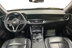 Alfa Romeo Stelvio bild 12