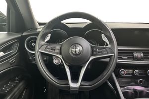 Alfa Romeo Stelvio bild 16