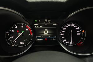 Alfa Romeo Stelvio bild 17