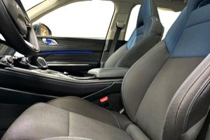 Lynk & Co 01 bild 13