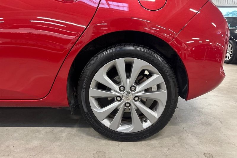 Toyota Auris bild 11