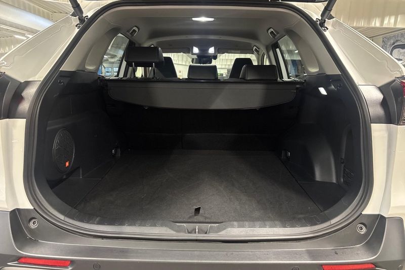 Toyota RAV4 bild 10