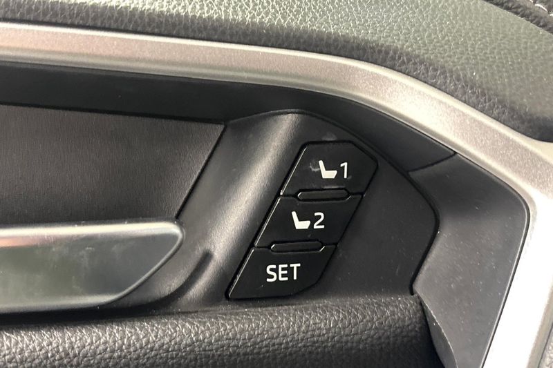 Toyota RAV4 bild 26