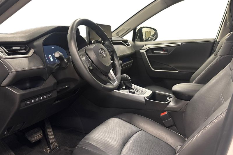 Toyota RAV4 bild 13