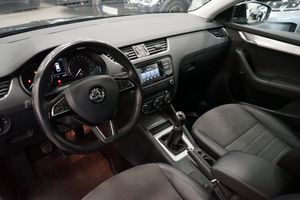 Skoda Octavia bild 8