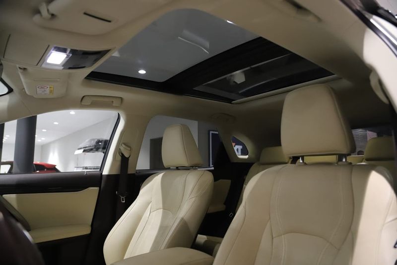Lexus RX bild 6