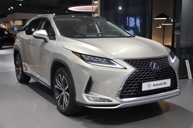 Lexus RX bild 3