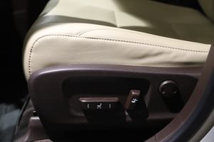 Lexus RX bild 10