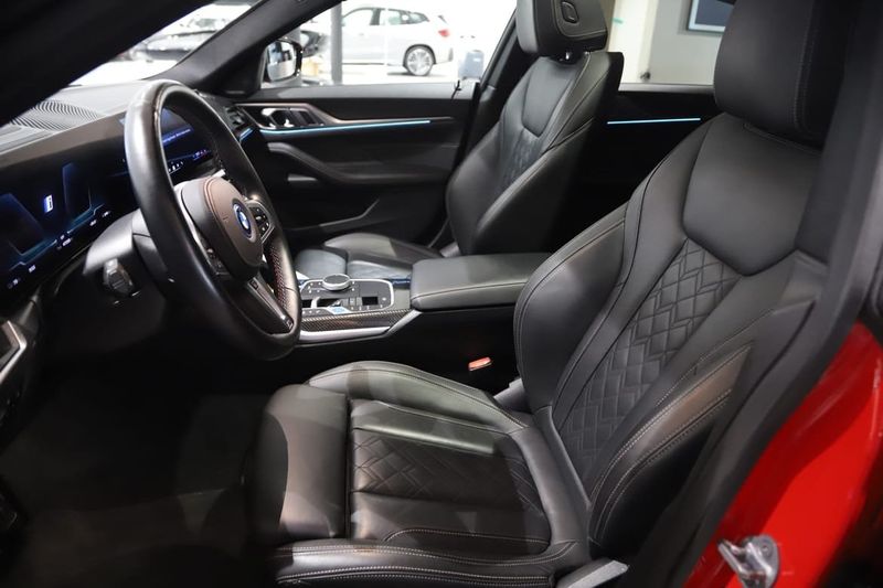 BMW i4 bild 6