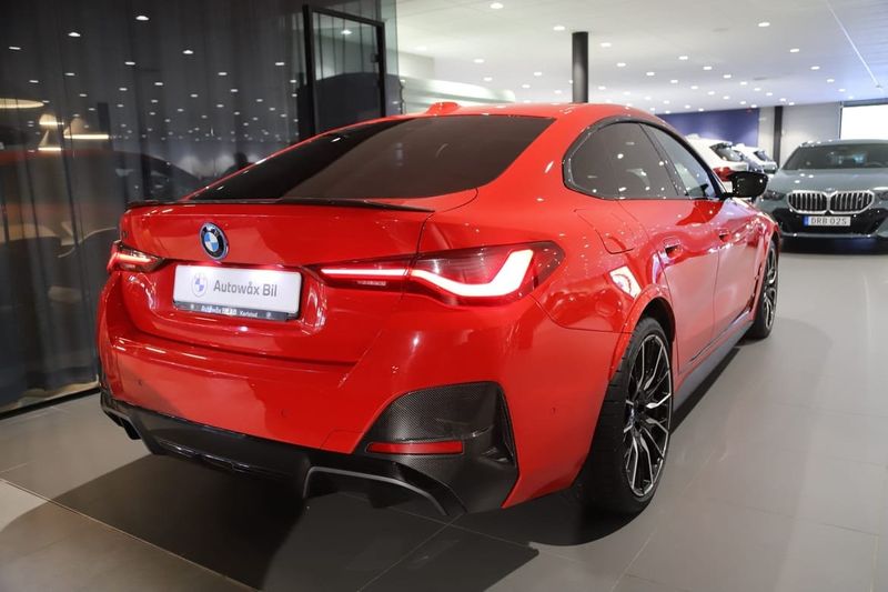 BMW i4 bild 11