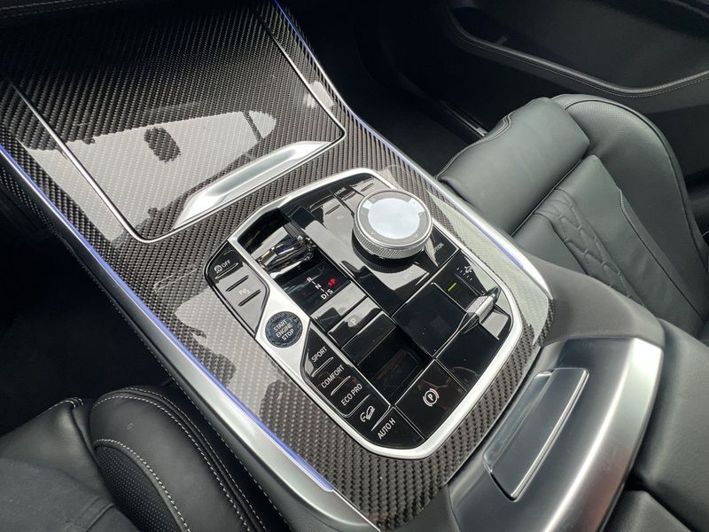BMW X7 bild 12