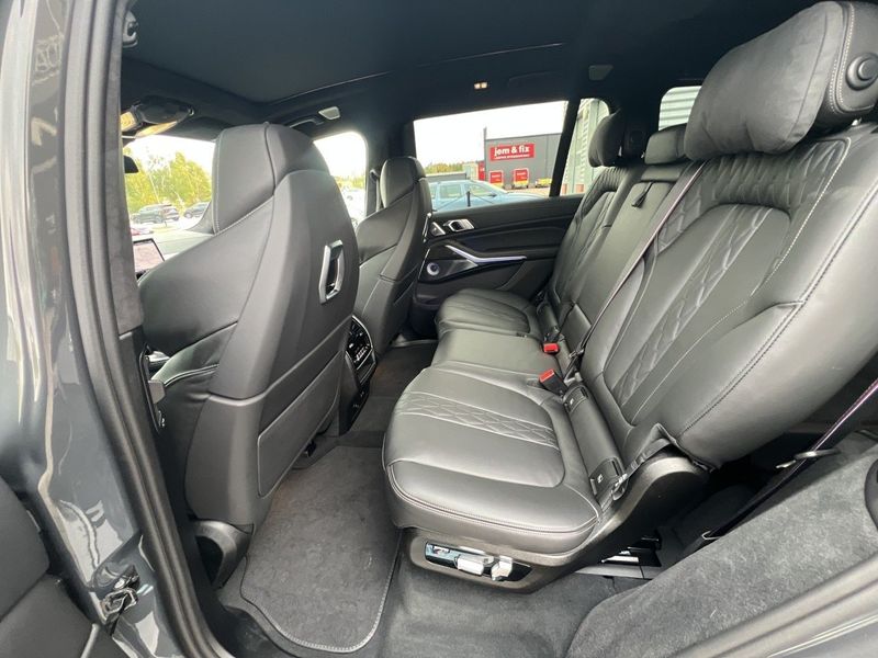 BMW X7 bild 9