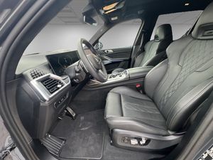 BMW X7 bild 8