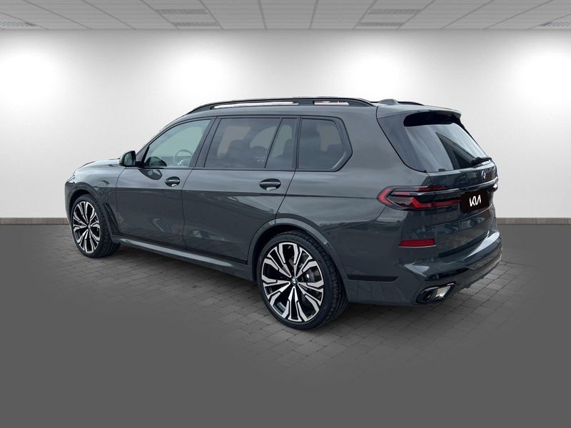BMW X7 bild 6