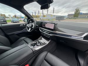 BMW X7 bild 18