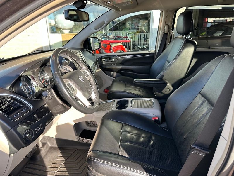 Lancia Voyager bild 17