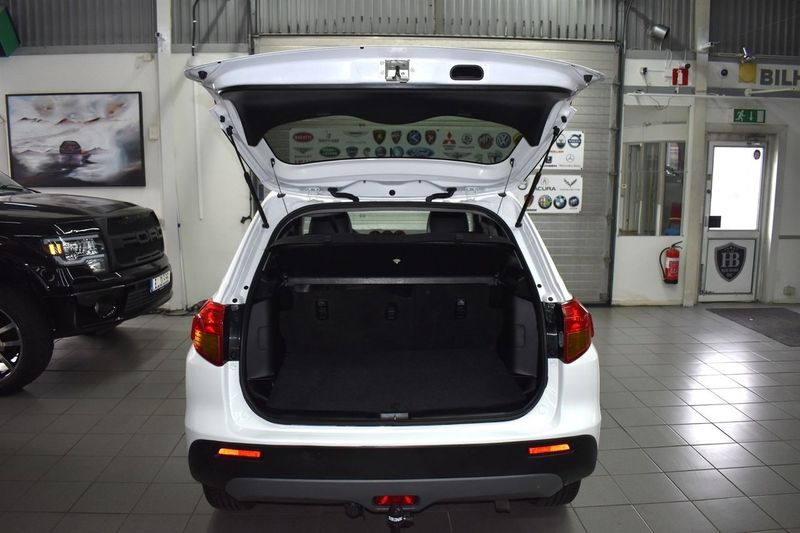 Suzuki Vitara bild 17
