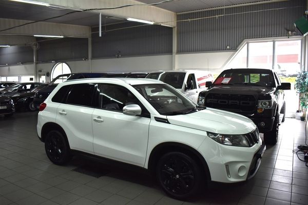 Suzuki Vitara 1.4 Boosterjet Automatisk,140hk Adaptiv B kam Drag - 2017