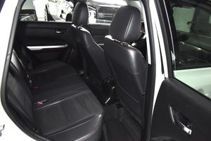 Suzuki Vitara bild 7